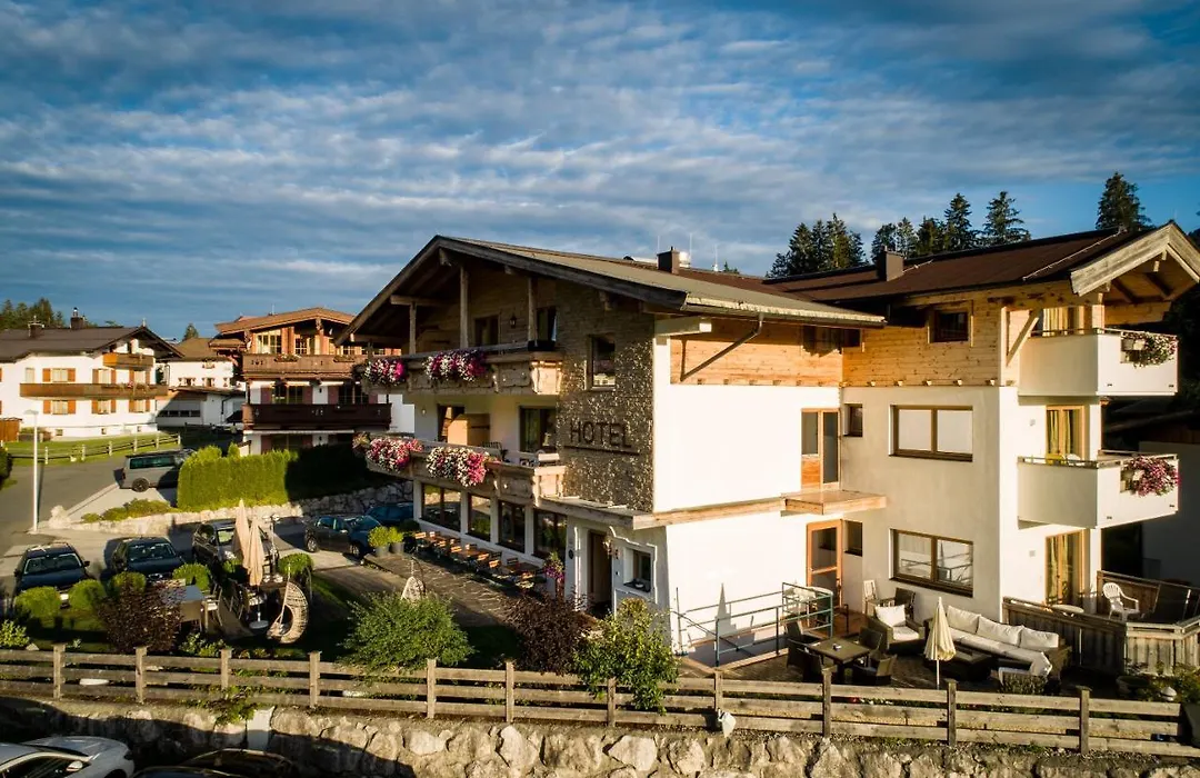 Landhotel Föhrenhof Ellmau-1