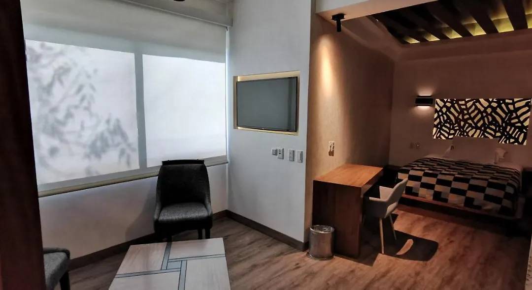 Hotel Lua-1