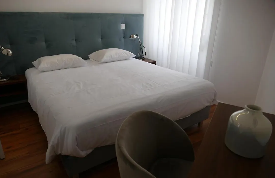 Guest House Eça - Centro Histórico Leiria-1