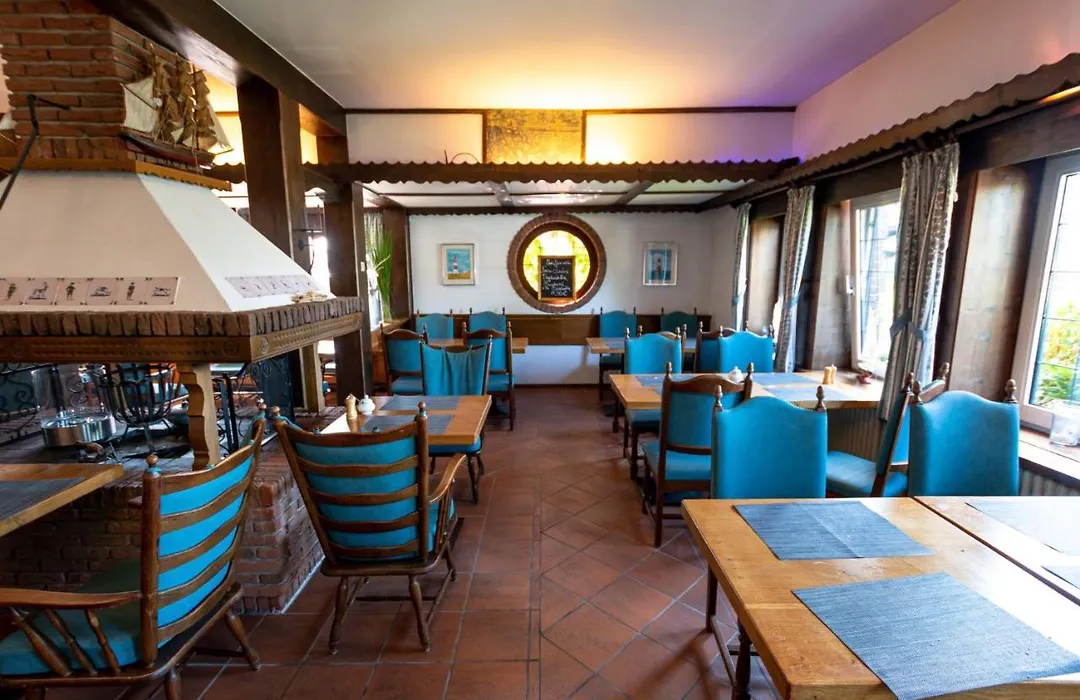 Wohlfühlhotel Hörn van Diek mit Schwimmbad-1