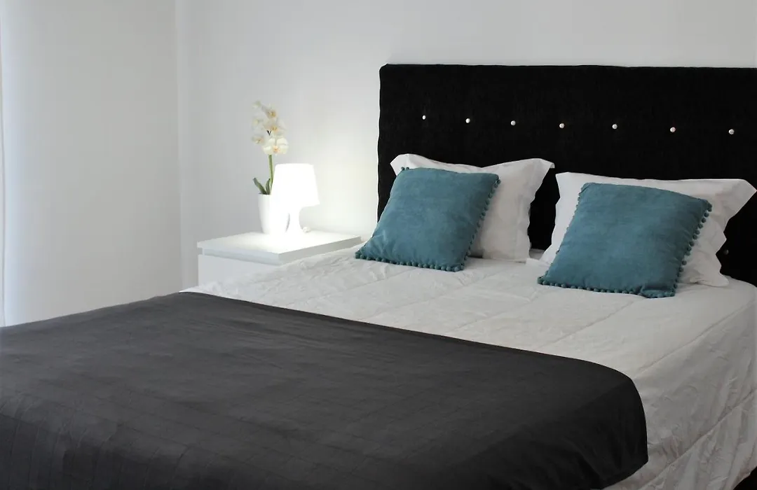 Colina Guesthouse - Braga-1
