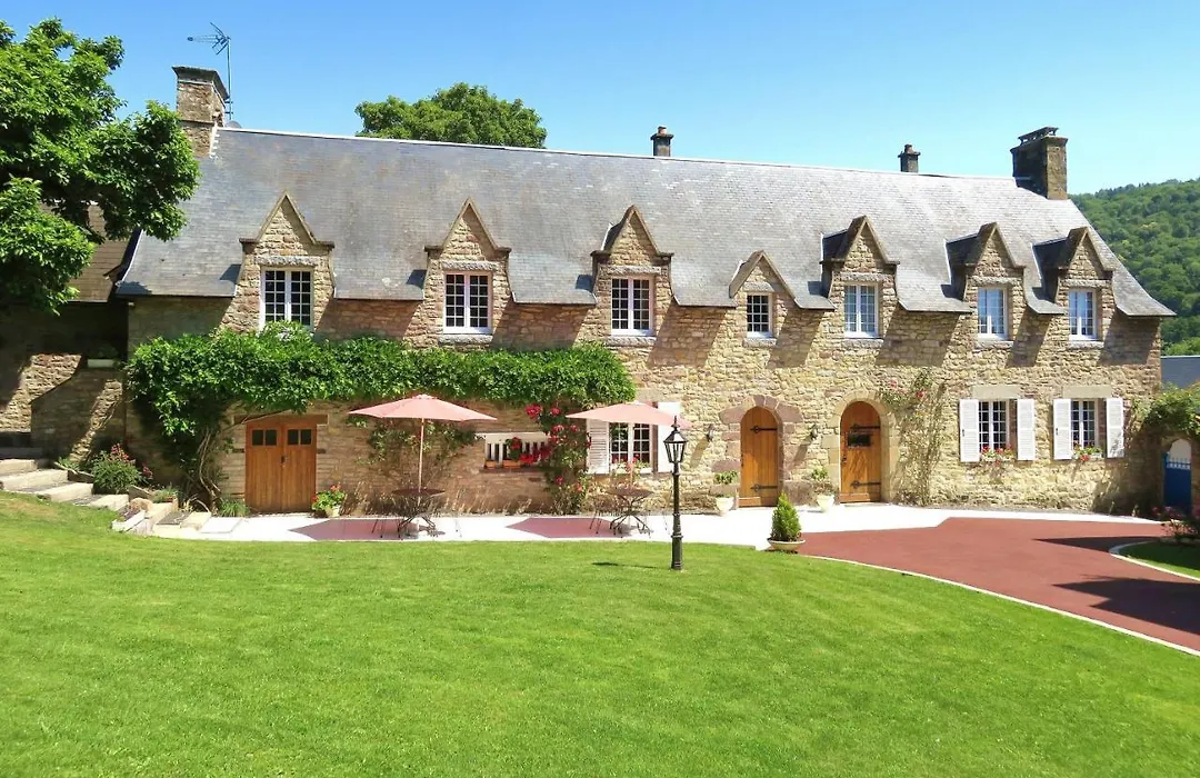 Le Manoir de Placy - Chambres d'Hôtes-1