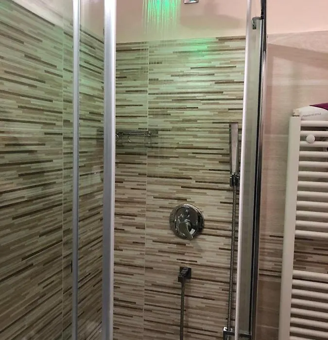 Atena Apartments B&B Gold-1