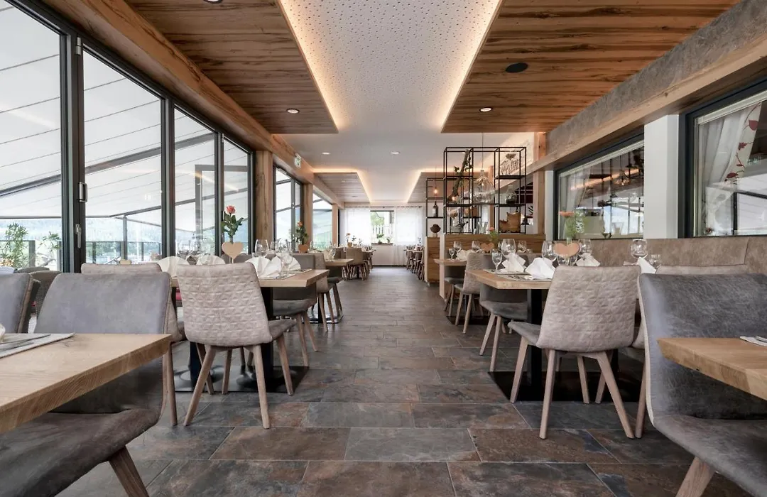 Cafe-Restaurant Bettina-1