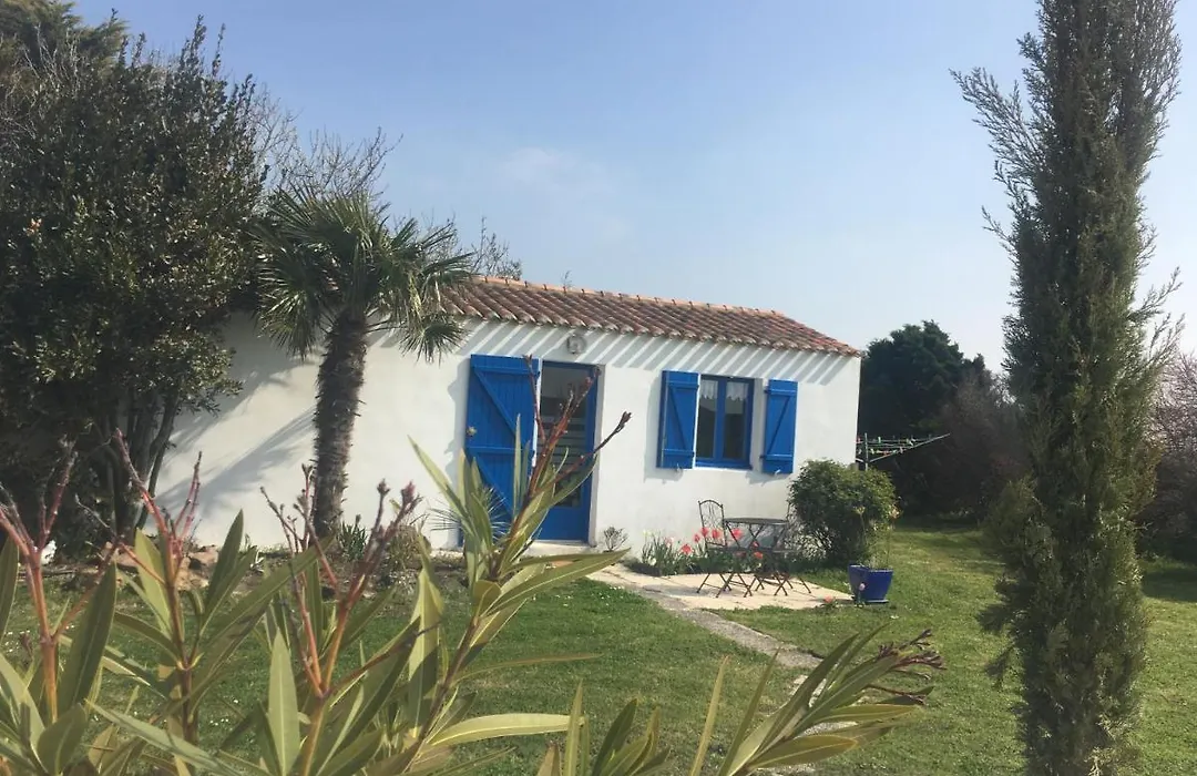 Studio avec piscine-1