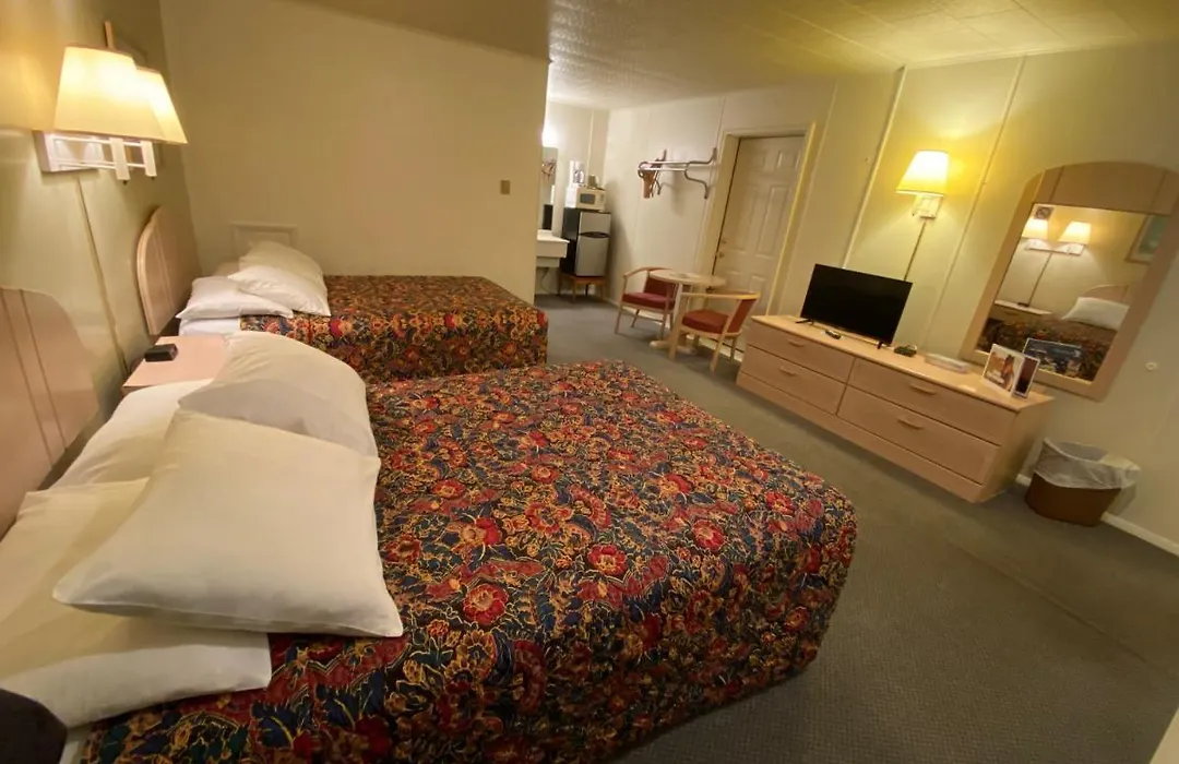 Birchwood Inn-1