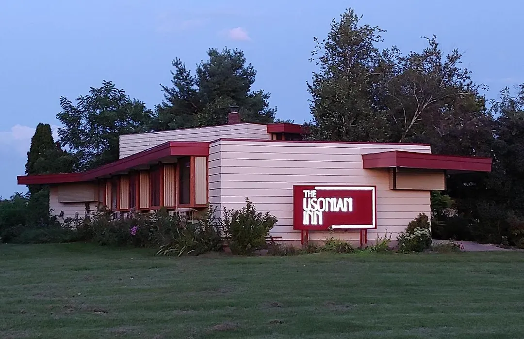 The Usonian Inn Llc-1