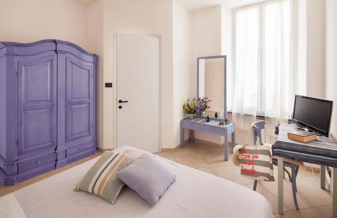 Hotel Mimosa-1