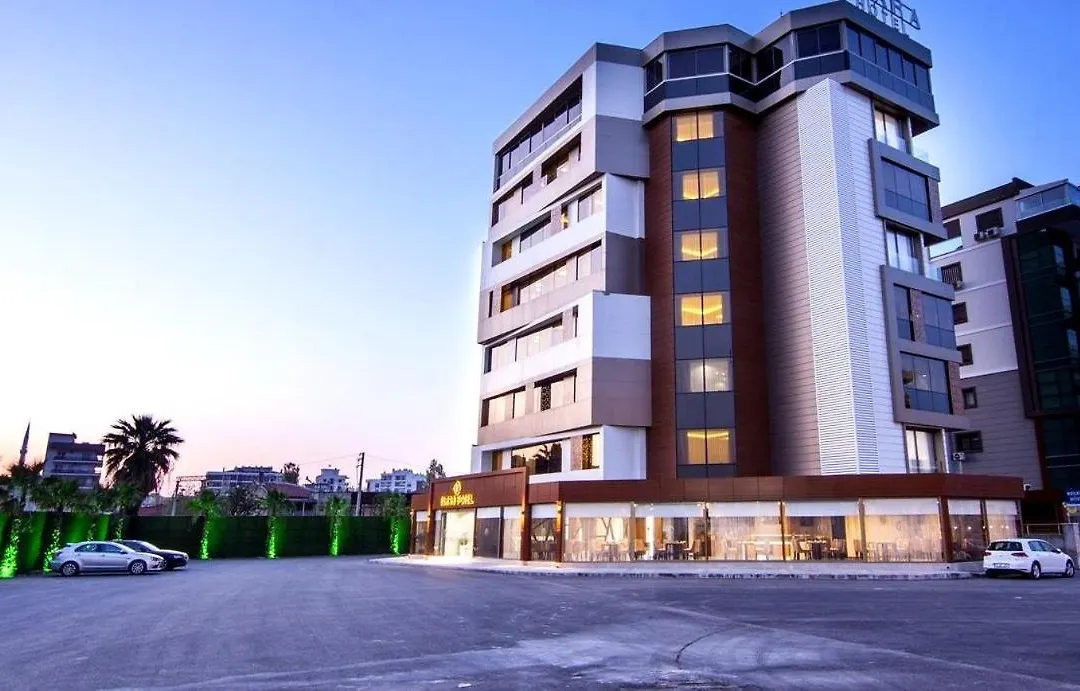 Majura Hotel Business-1