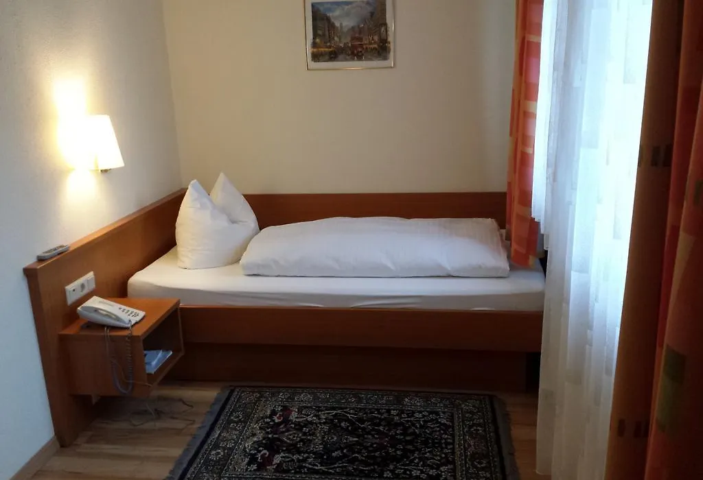 Hotel am Exerzierplatz-1