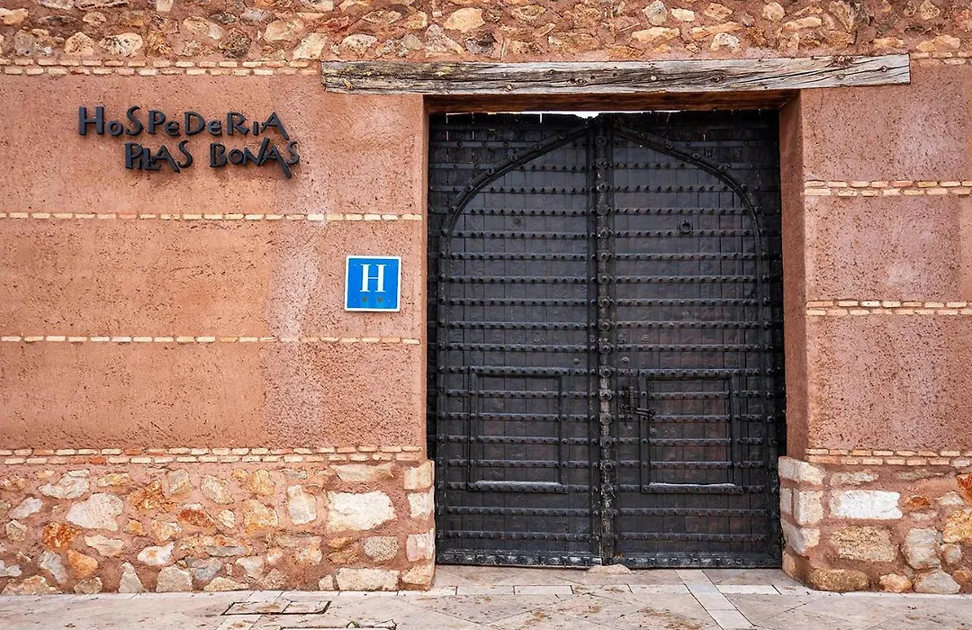 Castillo De Pilas Bonas-1