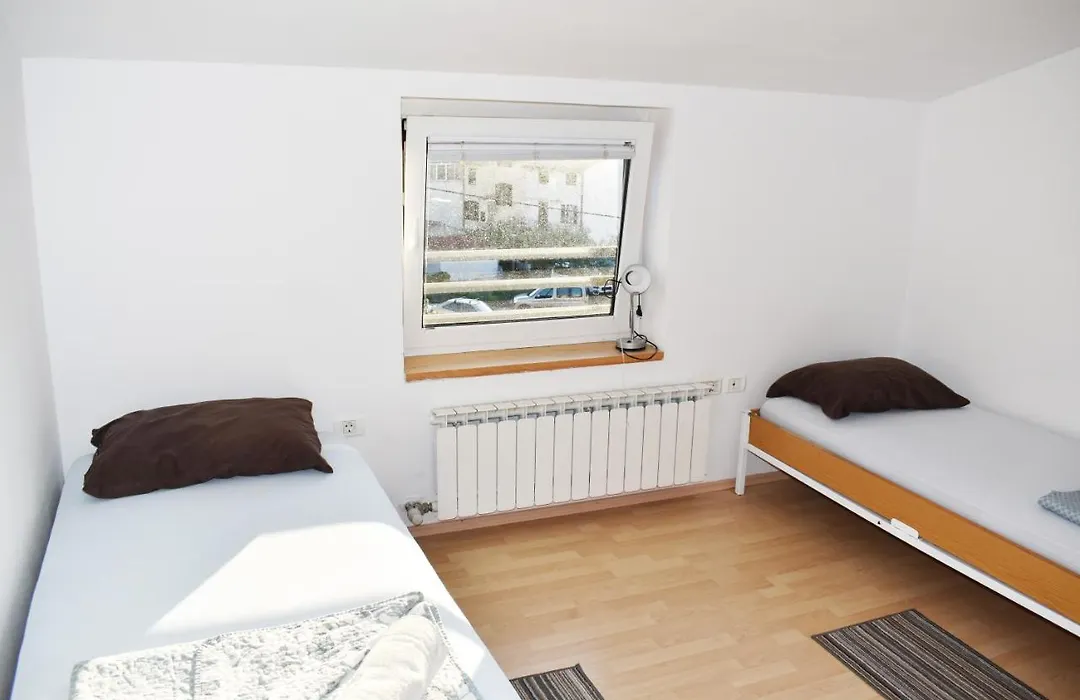 Rooms Busija-1