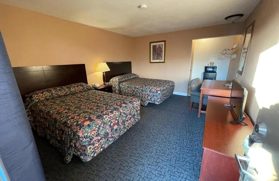 American Inn Council Bluffs-1