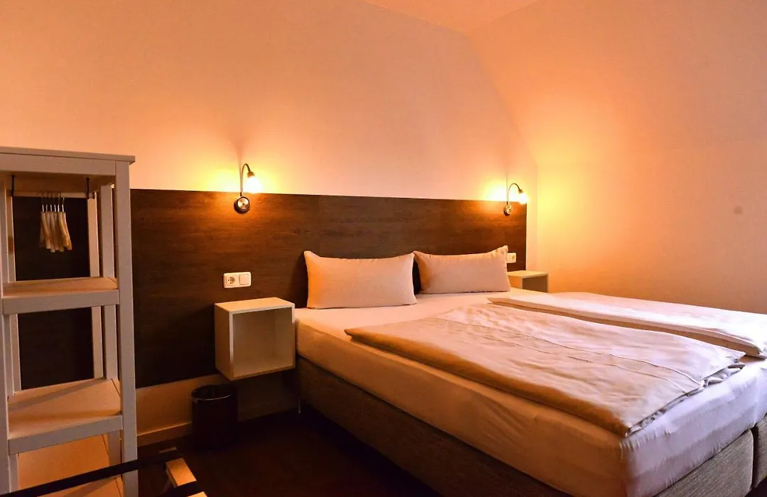 Hotel Weinert-1