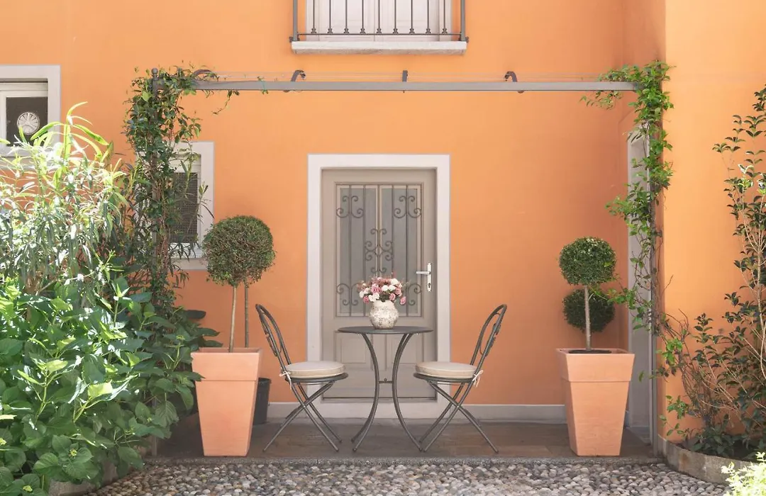 Antico Borgo B&B Cannobio-1