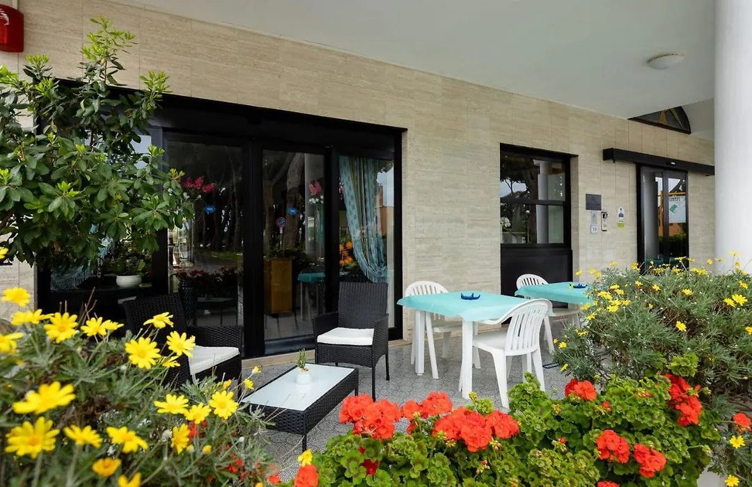 Hotel Il Gabbiano-1