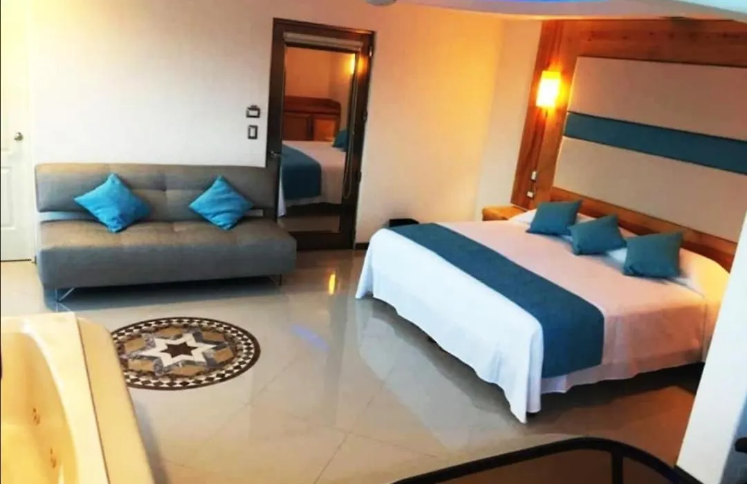 Hotel Blue Star Cancun-1