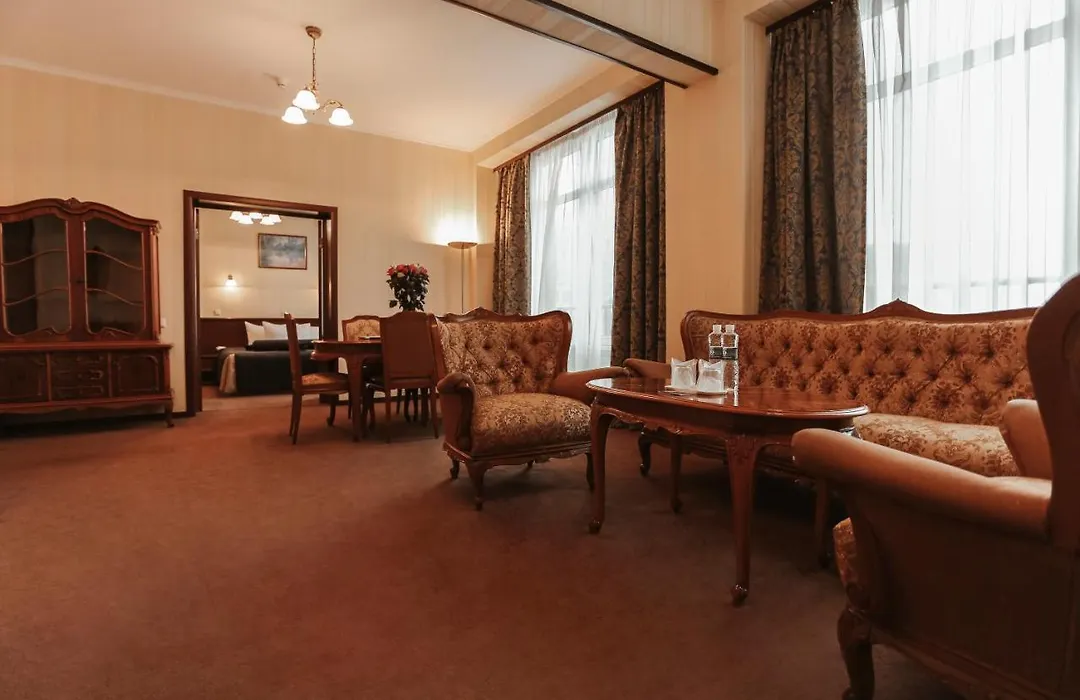 Готель Дніпро Dnipro Hotel-1