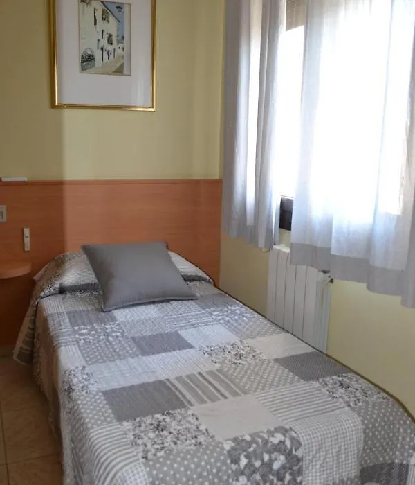 Hostal Bartis-1