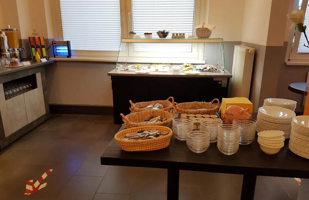 Hotel Citymaxx-1