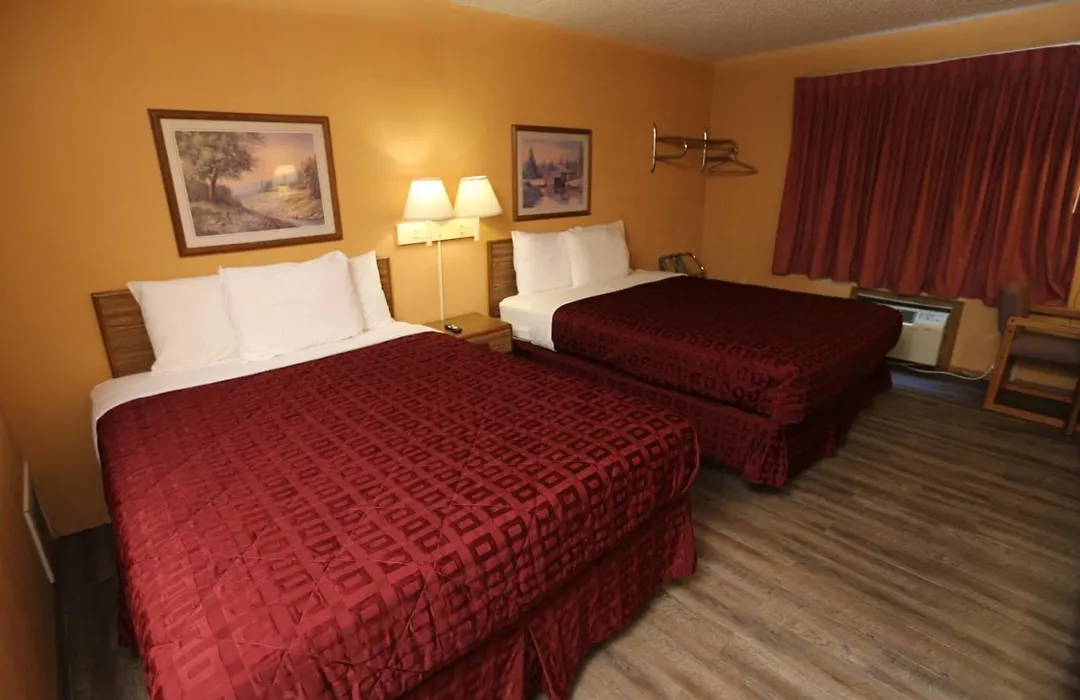 Ozark Swiss Inn-1