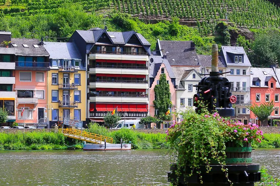 Mayer's Weinhotel-1