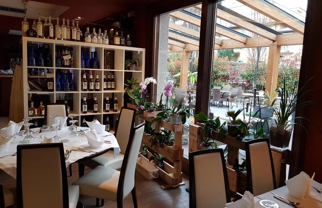 Thai Orchidee Restaurant&Rooms-1