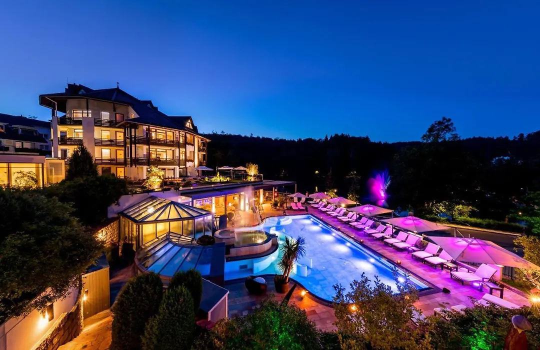 Romantischer Winkel RoLigio&Wellness Resort-1