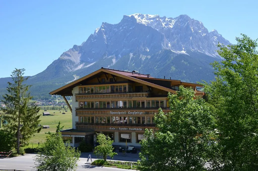 Sporthotel Zugspitze-1