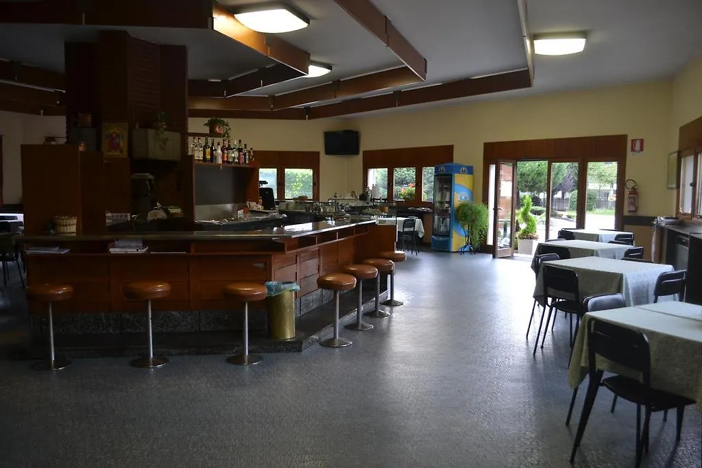 Hotel Aurora-1