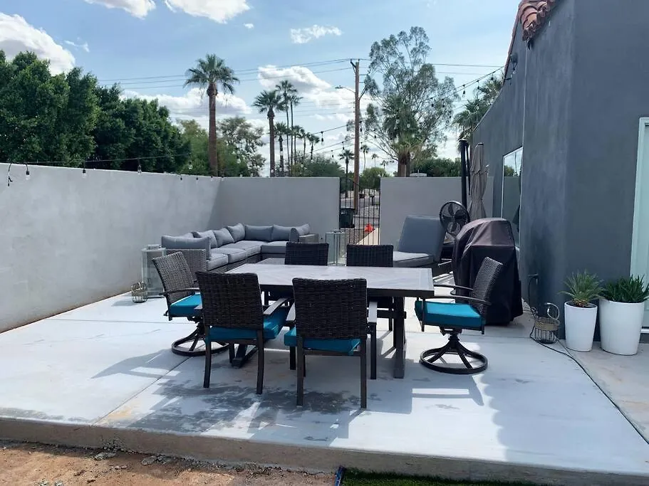 The Cottage At Scottsdale Bungalows-1