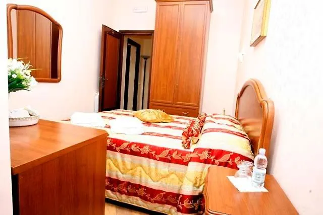 Luana Inn Holiday-1