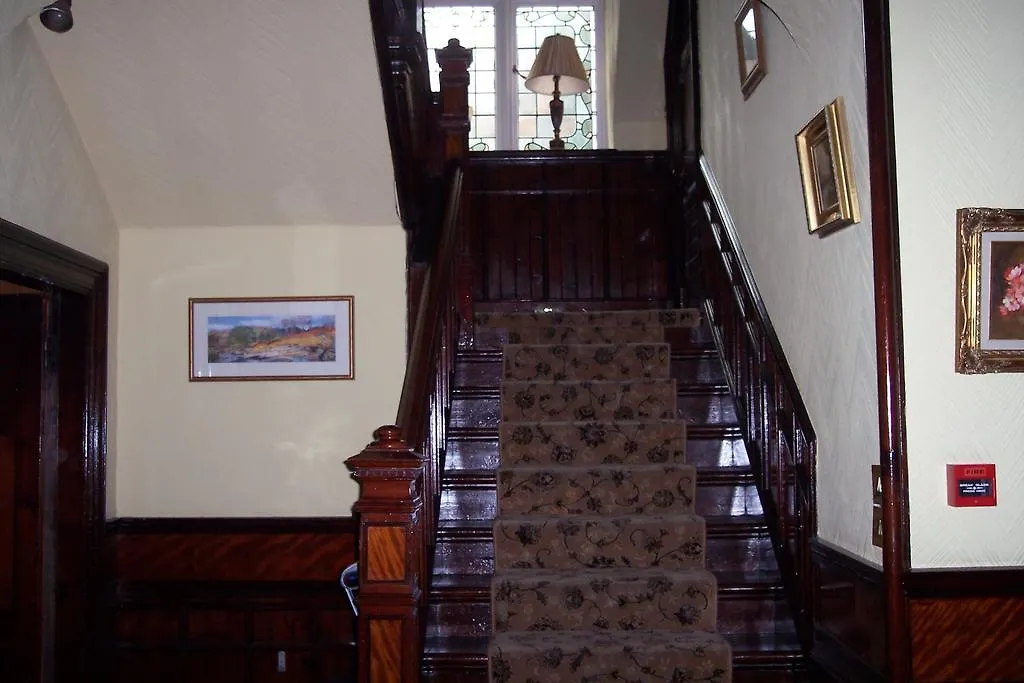 Braehead Guest House-1