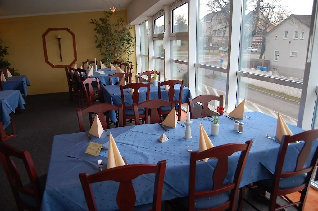 Hotel Grossbeeren-1