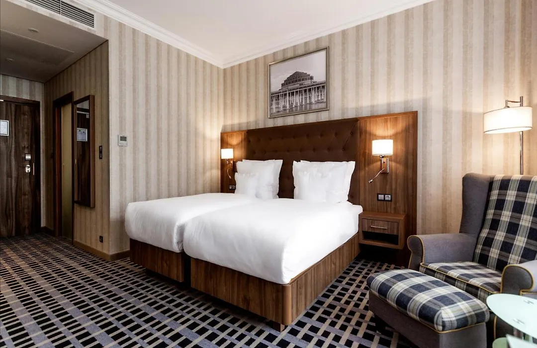 Hotel Grand City Wroclaw-1