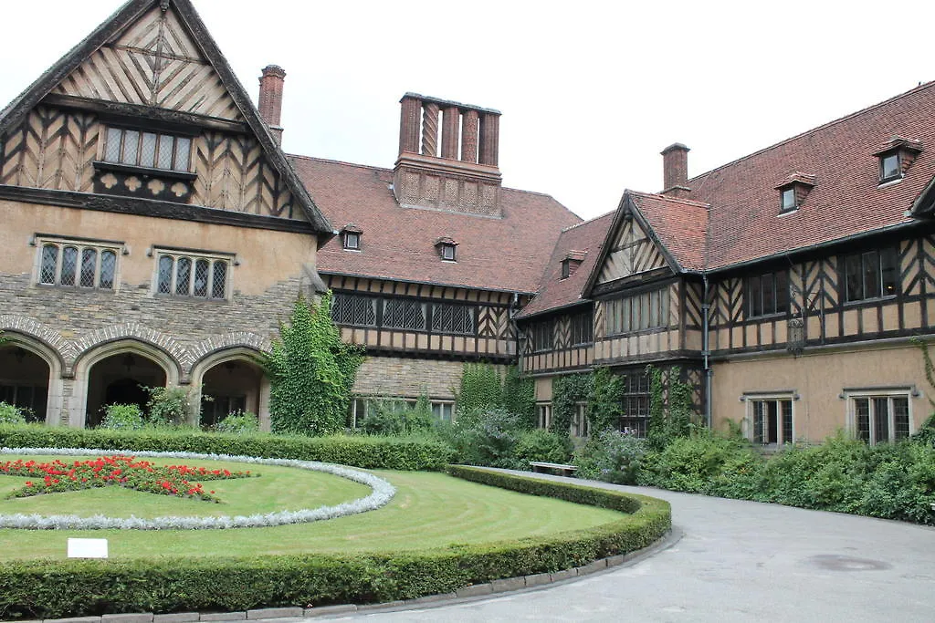 Relexa Schlosshotel Cecilienhof-1