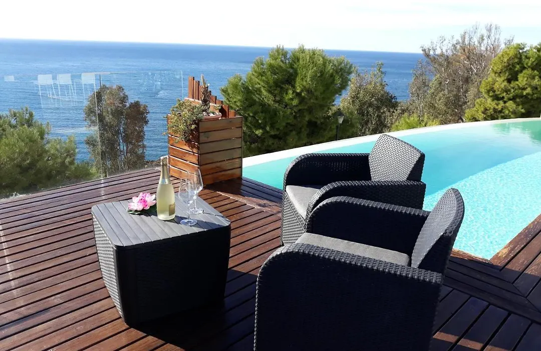 Villa Luxury Paradise Suites-1