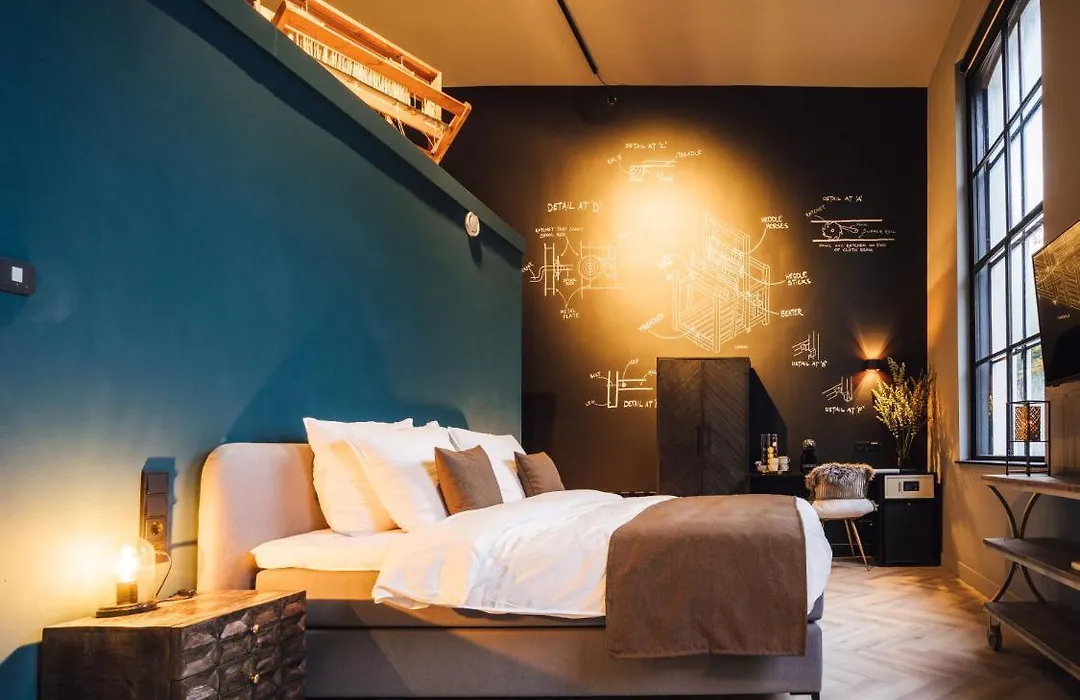 Oldschool Hotel-1