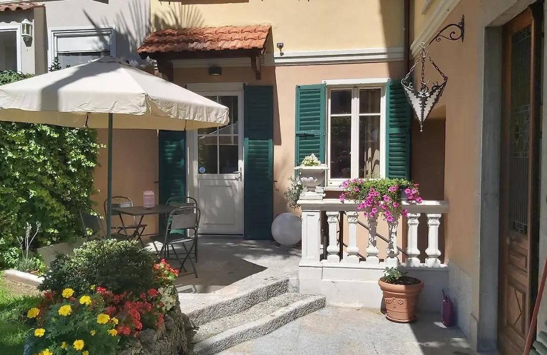 Casa Lari Stresa-1