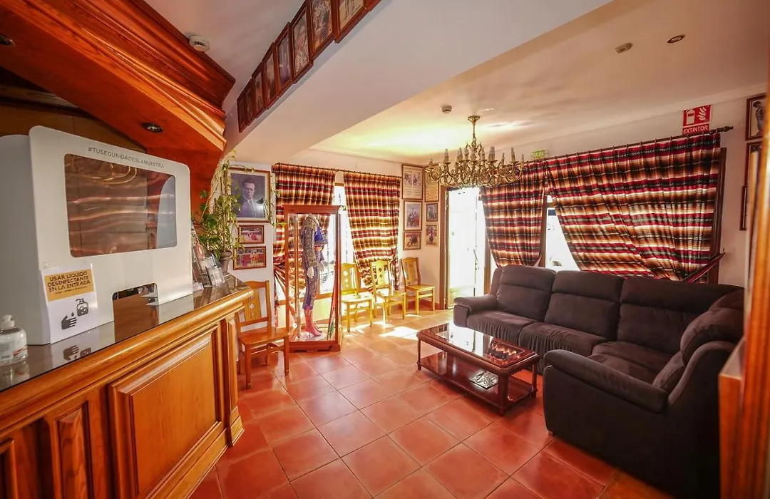 Hotel Flor de la Mancha-1