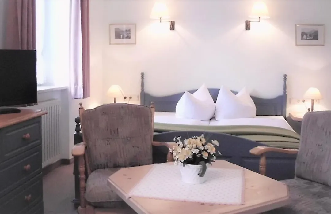 Hotel Garni Floriani-1