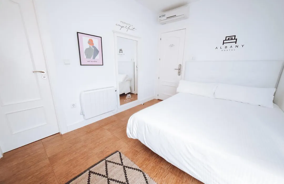 Hostal Misericordia-1