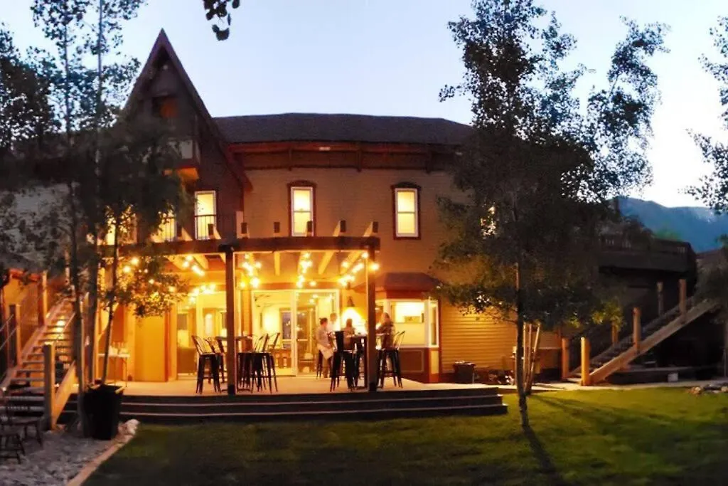 Clear Creek Inn-1