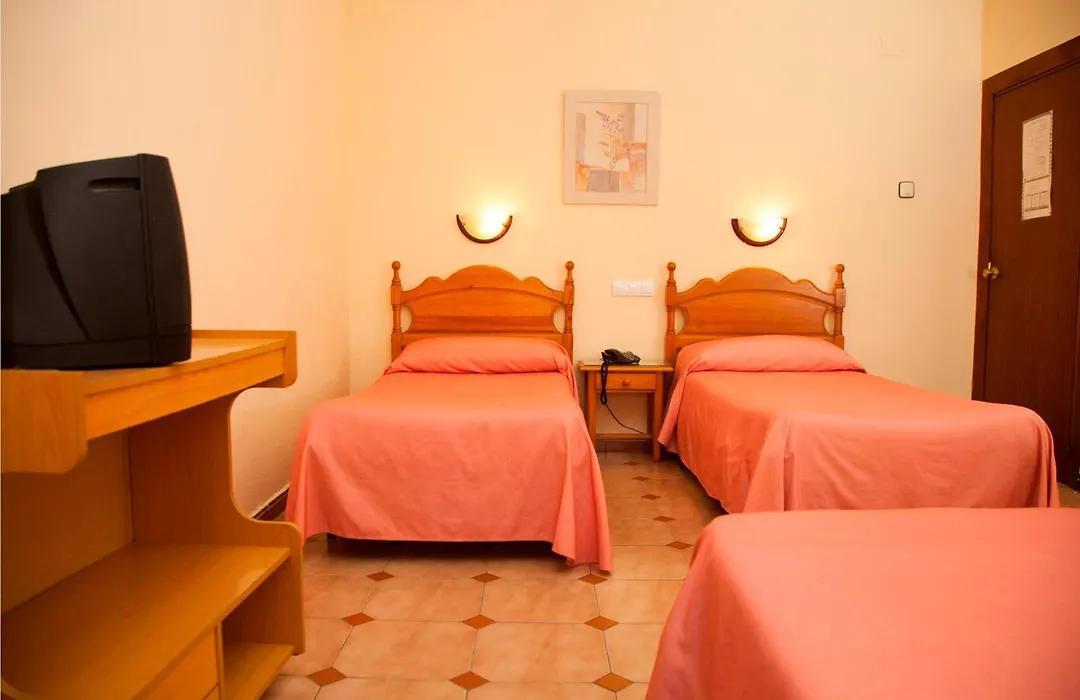 Hostal París-1