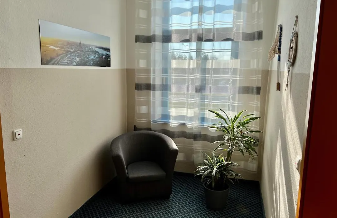 Hotel-Pension "Petridamm"-1