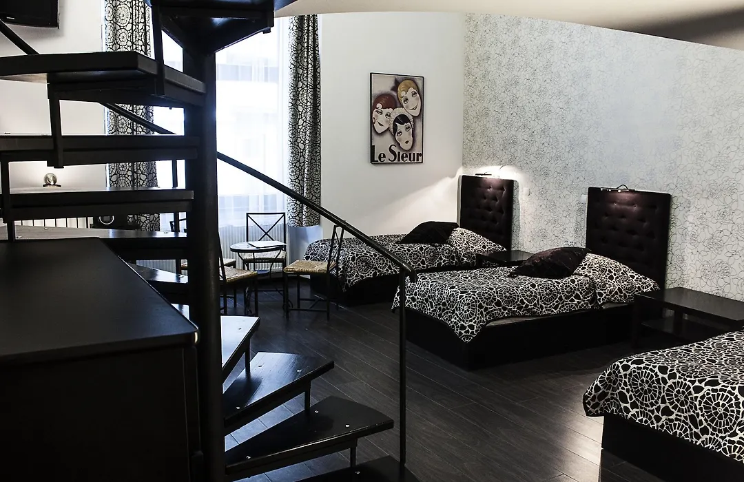 Pergamin Apartments-1