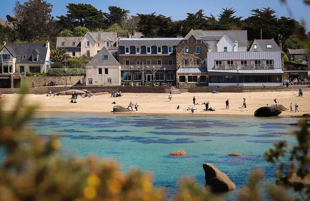 Logis Hôtel Saint Guirec Et De La Plage-1