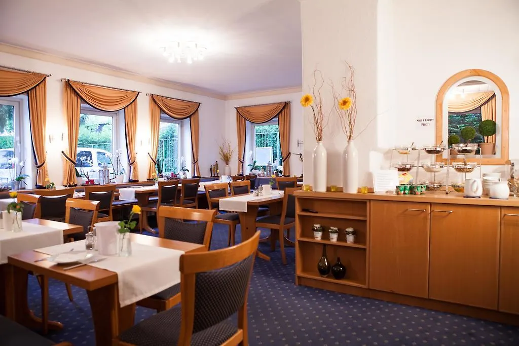 Hotel Vier Jahreszeiten-1