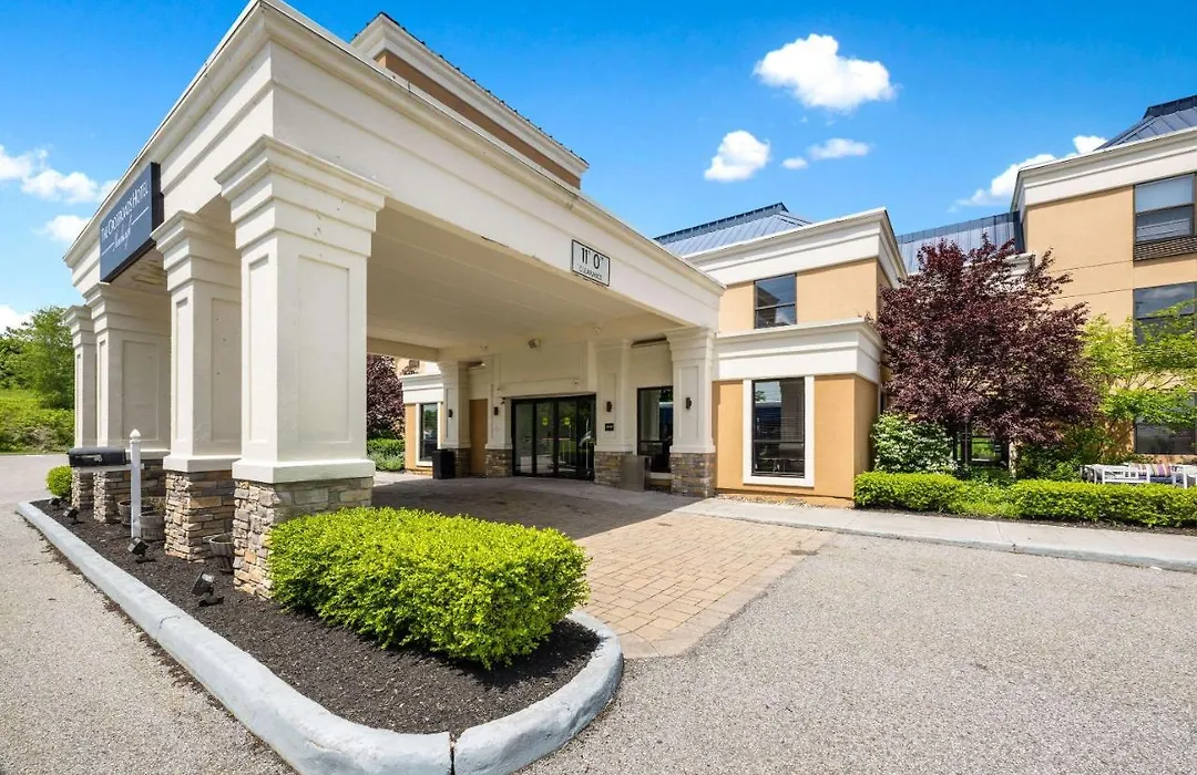 The Crossroads Hotel - Newburgh-1