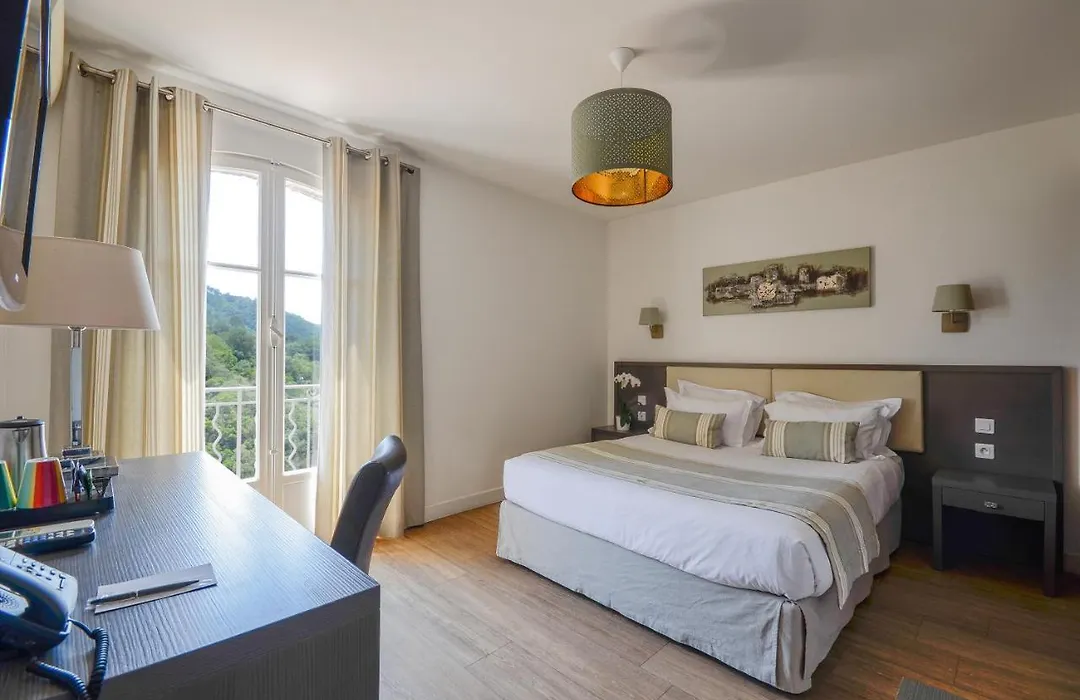 Hotel & Restaurant Les 3 Barbus-1